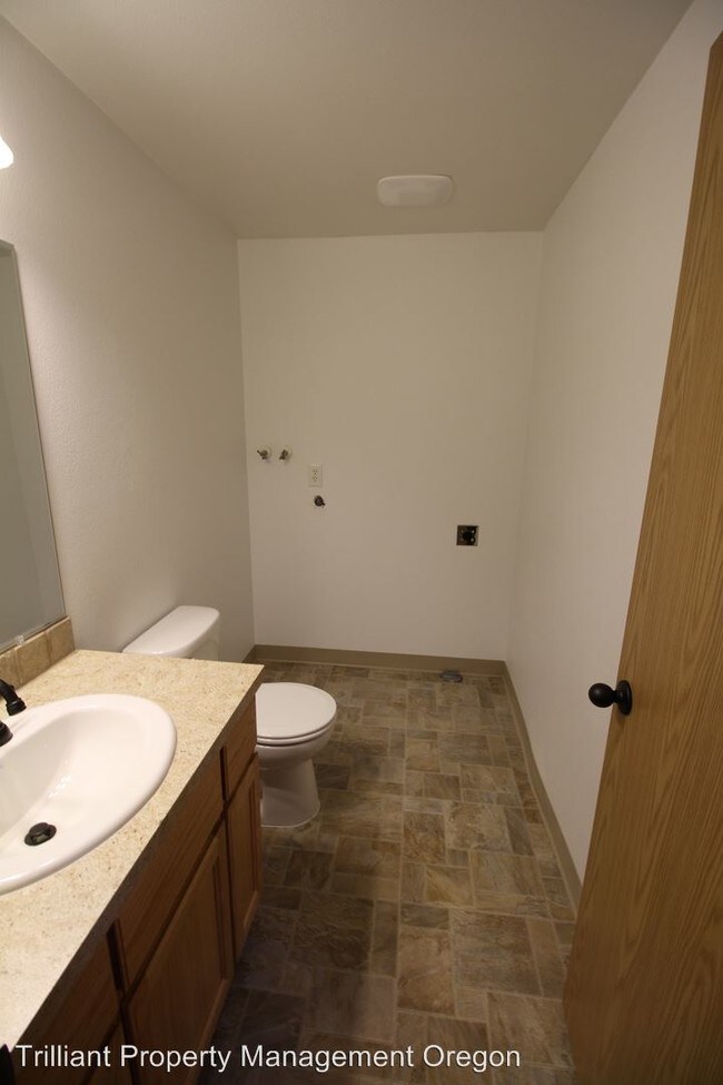 Foto del edificio - 115-117 Kimeron St SE