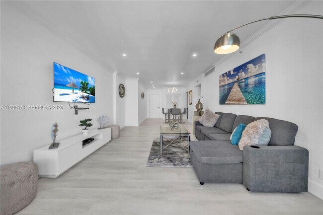 Foto del edificio - 2501 S Ocean Dr