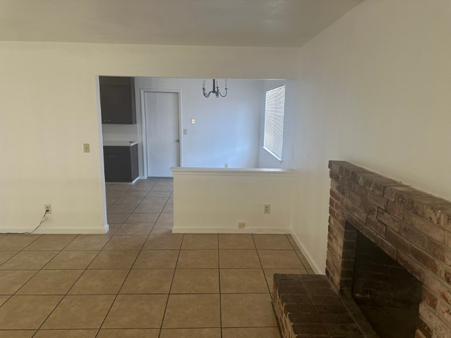 Foto del edificio - 2440 Stanfield Dr