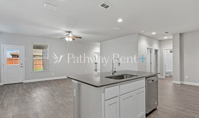 Building Photo - 1748 Reverie Rd