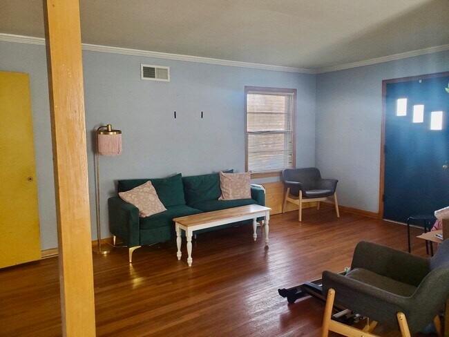 Building Photo - 4317 Gailwood Ave