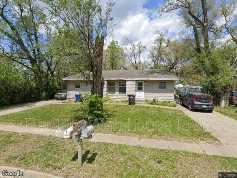 Primary Photo - 3012 Raccoon St