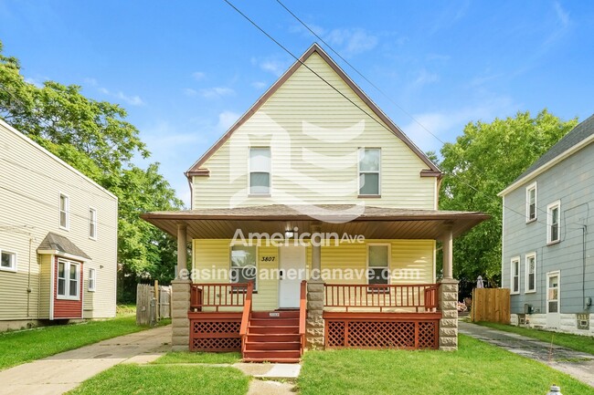 Building Photo - 3807 Woburn Ave