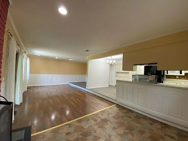 Building Photo - 2793 Athena Dr