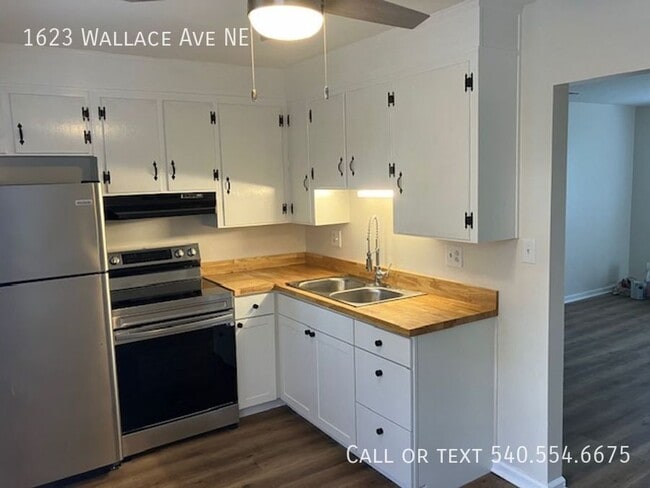 Building Photo - 1623 Wallace Ave NE