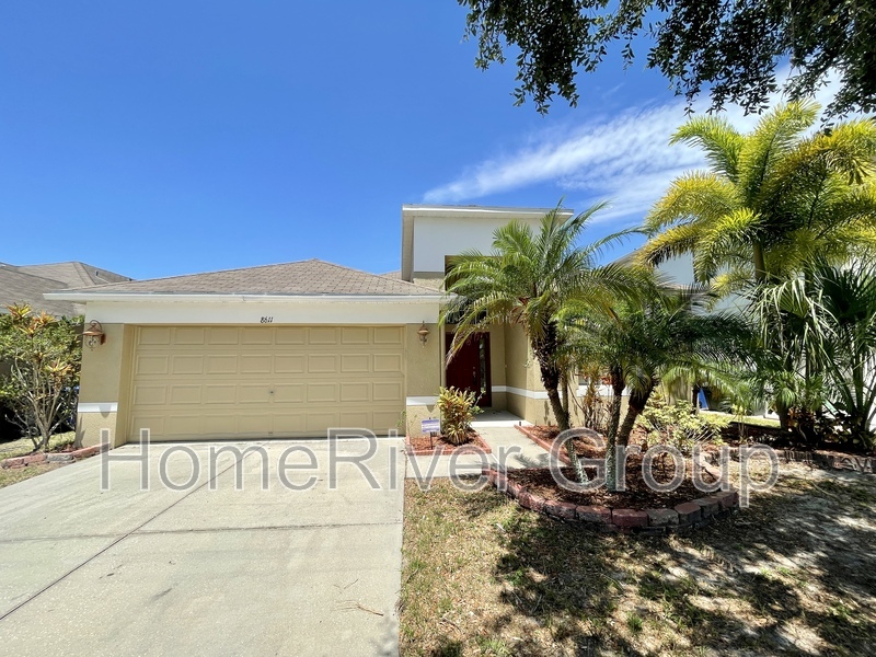 Foto principal - 8611 Sandy Plains Dr