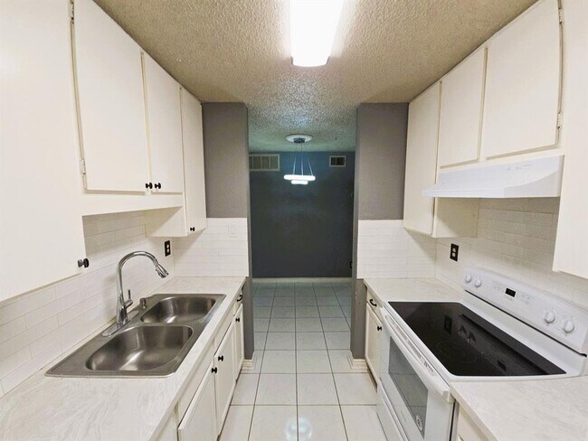 Foto del edificio - 10053 Westpark Dr