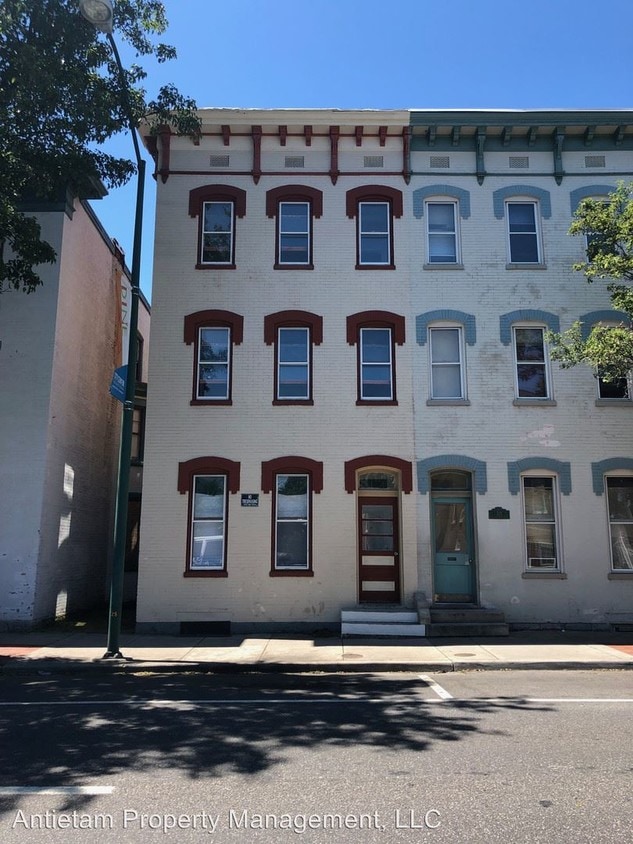 115 E Franklin St Unit 1, Hagerstown, MD 21740 Apartment for Rent in