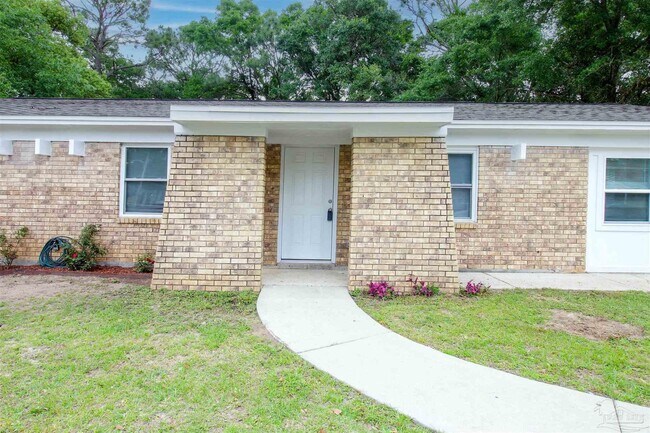 Building Photo - 1200 Cheyenne Cir