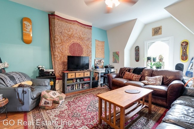 Building Photo - 1006 Park Ave