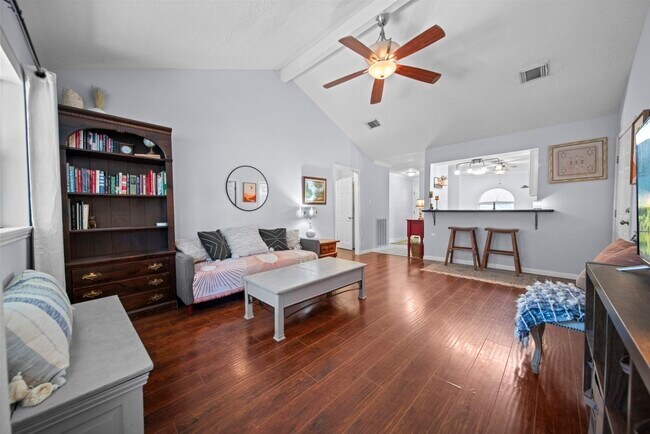 Foto del edificio - 8606 Twisting Vine Ln