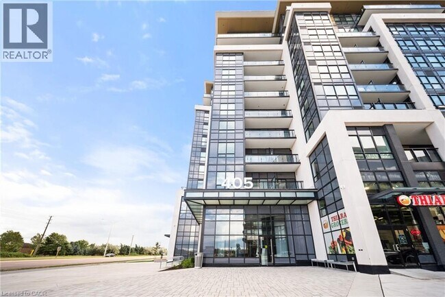 Building Photo - 405 Dundas St W