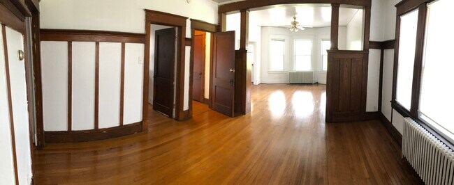 Foto del edificio - 571 Washington Ave