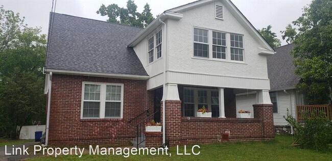 Building Photo - 4 br, 2 bath House - 2509 E 4th St