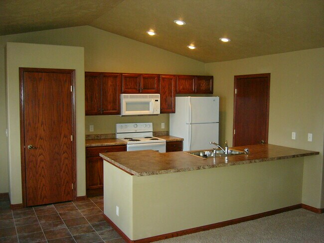 Foto del edificio - 3501 W Ralph Rogers Rd
