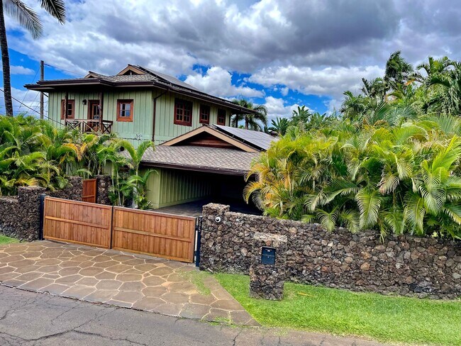 Foto del edificio - Magical Maui Meadows Tropical Resort Style...