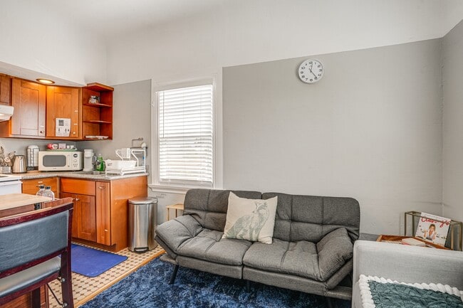 Building Photo - Eagle Avenue