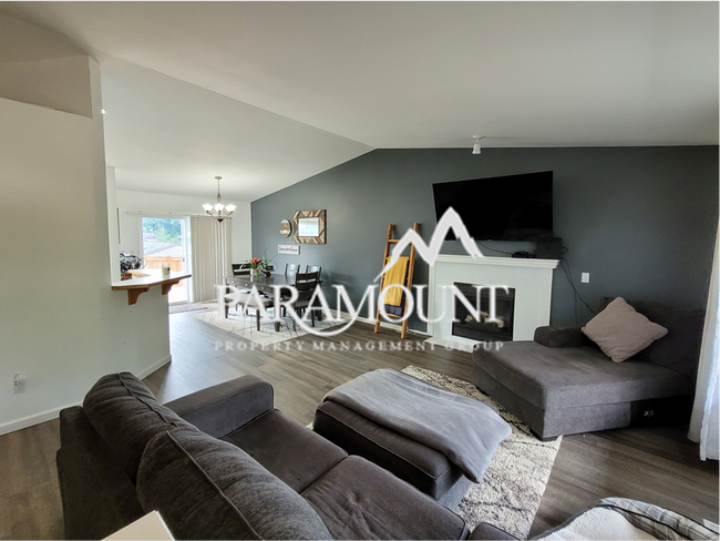Foto del edificio - 3 Bedroom 2 Bath in Port Orchard!