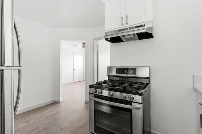 Foto del edificio - 727 Olive Ave