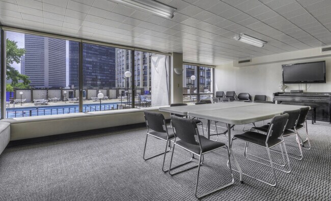 Foto del edificio - 5455 N Sheridan Rd