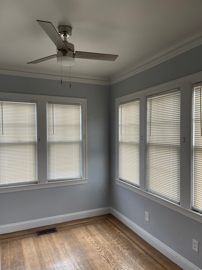 Dining room - 700 Alameda St
