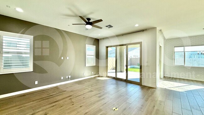 Building Photo - 4111 E Kaibab Pl