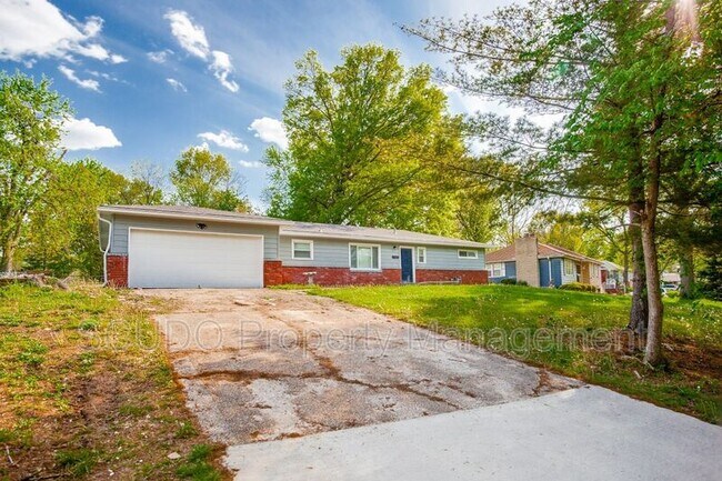 Building Photo - 7107 Greeley Ave