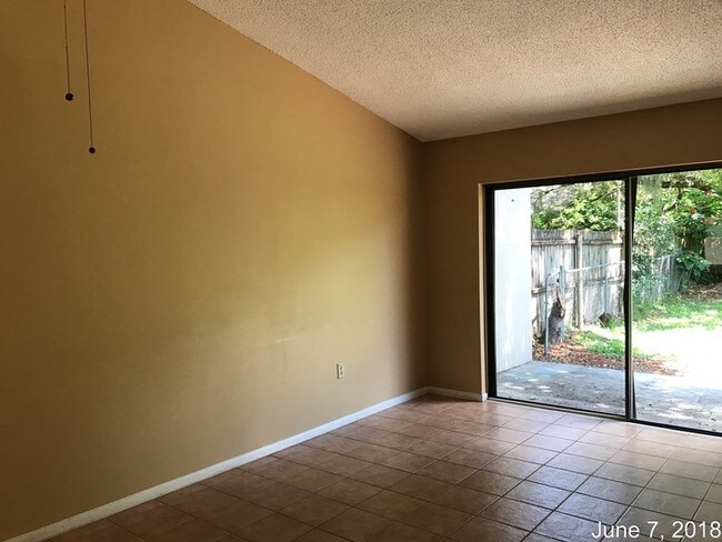 Building Photo - 9950 Burl Way