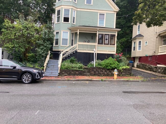 Building Photo - 130 Sherman St