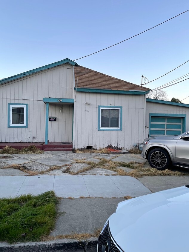 657 Walnut St, San Bruno, CA 94066 House for Rent in San Bruno, CA