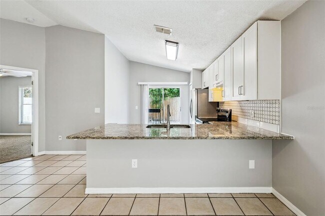 Building Photo - 5235 Florida Holly Dr