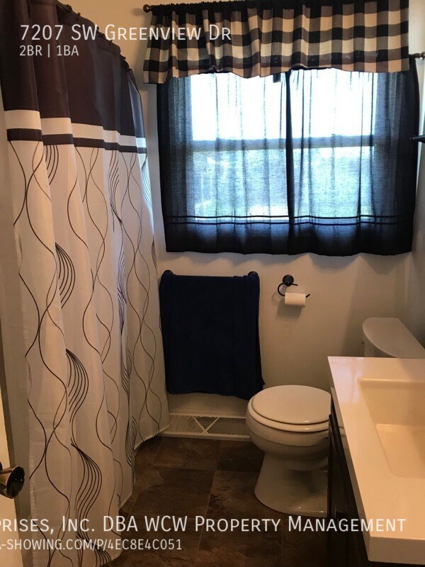 Foto del edificio - 7207 SW Greenview Dr
