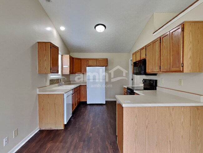 Foto del edificio - 710 Gatewood Dr