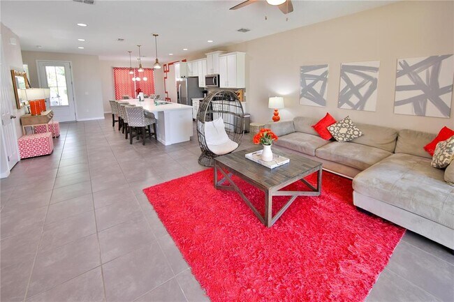 Foto del edificio - 1515 Carey Palm Cir