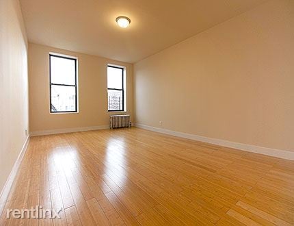 Building Photo - 11840 Metropolitan Ave
