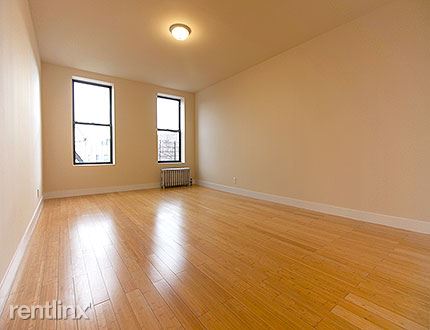 Foto del edificio - 11840 Metropolitan Ave