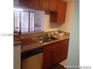 Foto del edificio - 1 br, 1.5 bath  - 605 W Flagler St
