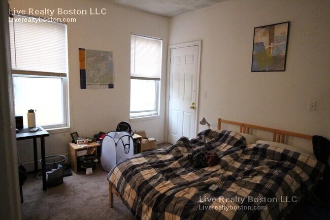 Foto del edificio - 58 Mansfield St