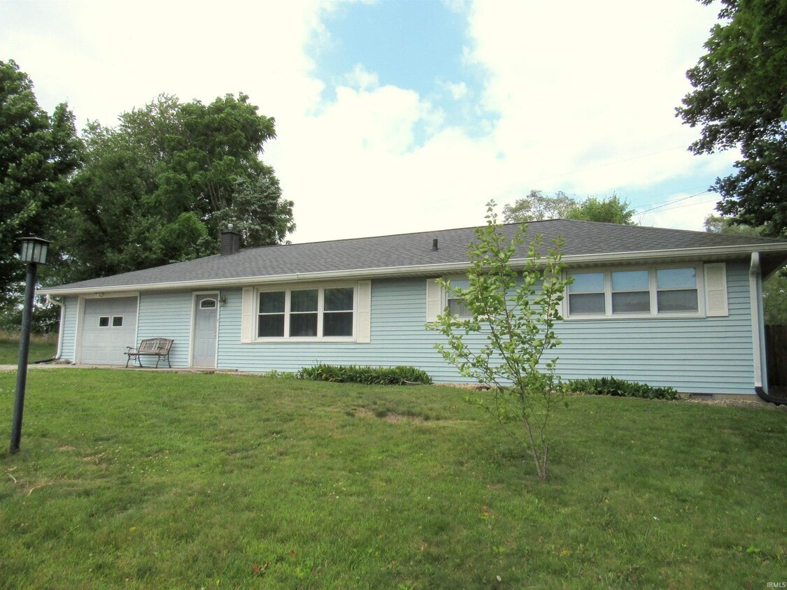 Foto principal - 3645 S Rogers St