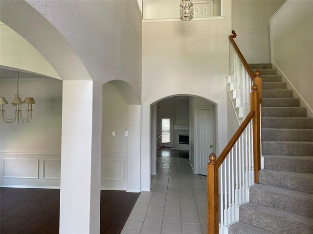 Building Photo - 8200 Spring Ridge Dr