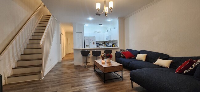 Foto del edificio - 5701 NW 114th Ct