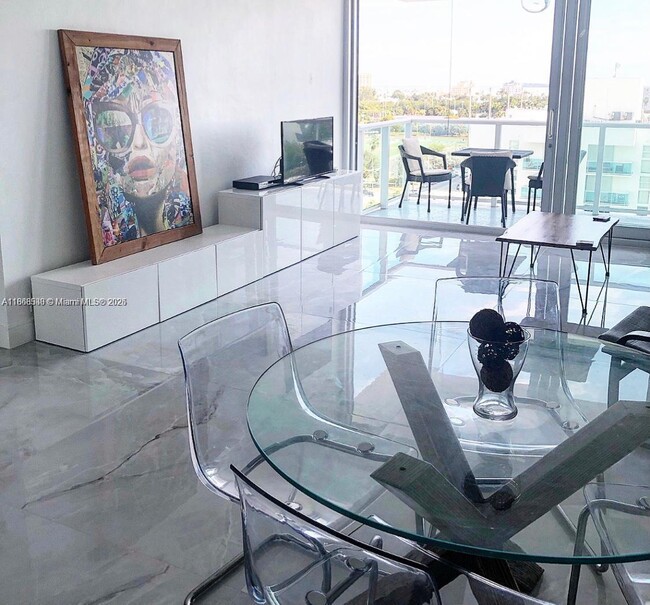 Foto del edificio - 1000 West Ave