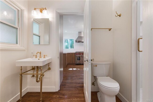 Foto del edificio - 4805 Alta Canyada Rd