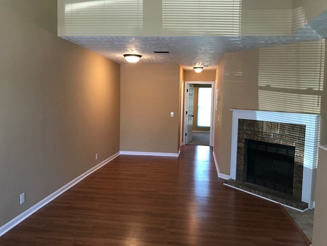 Building Photo - 427 D Lawson Road  - End Unit in Smyrna