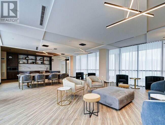 Photo du bâtiment - 415 Sea Ray Ave