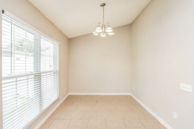 Building Photo - 10547 Cherry Oak Cir