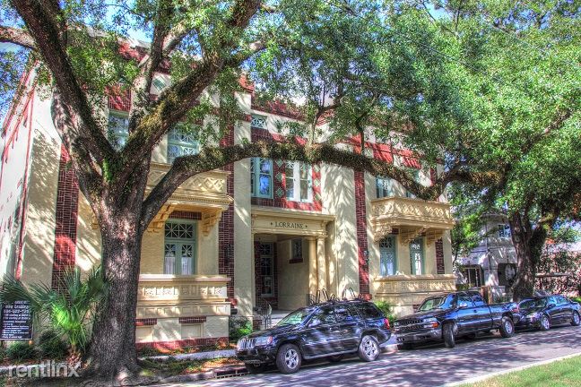 Primary Photo - 8000 Saint Charles Ave