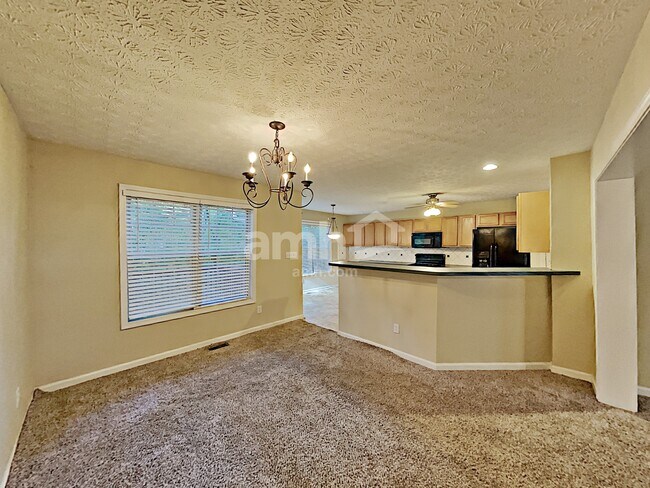 Building Photo - 292 Ridgestone Way SW