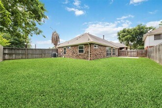 Building Photo - 13123 Careywood Dr
