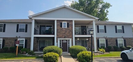 Building Photo - 893 Golf Course Rd